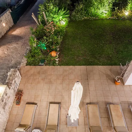 Whiteblue Villa, By Idealstay Experience Iraklio